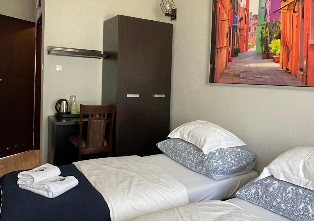 Marmas Bed & Breakfast *